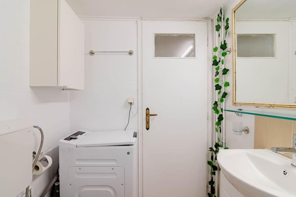 Athens Paradise Apartament 50 Sqm Near To Metro #2 Εξωτερικό φωτογραφία